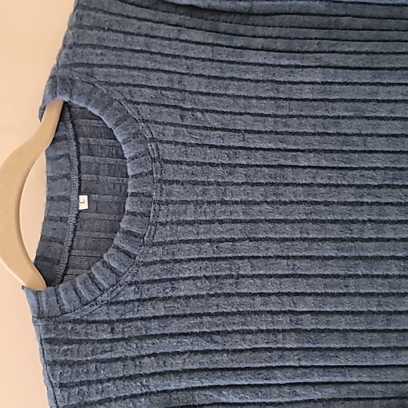 Teal Womens Top NIP - Picture 2 of 6